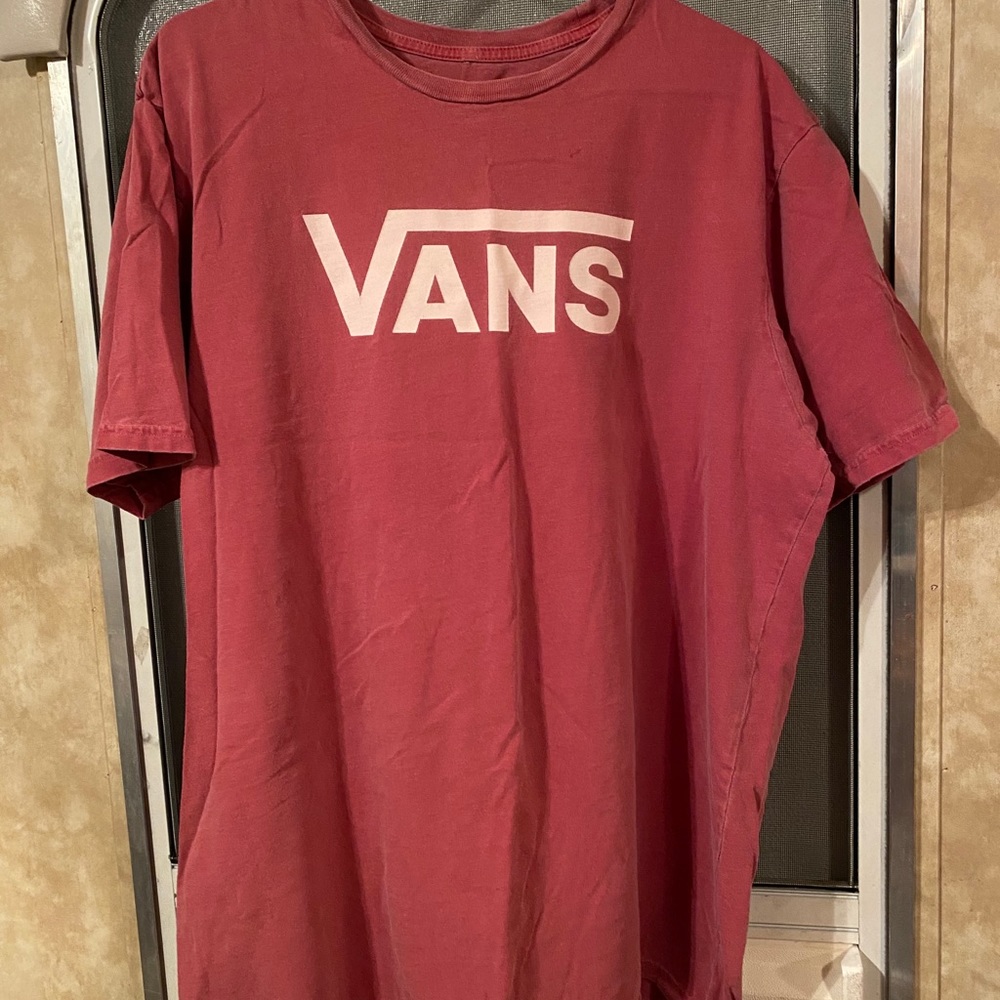 Red vans T-shirt